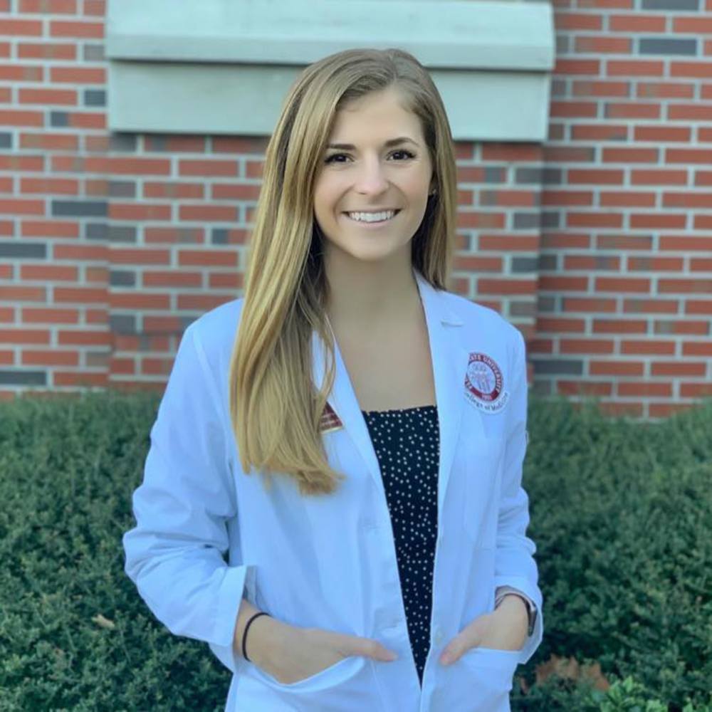 Meet your Posher, Kelly